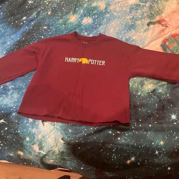Maroon Harry Potter Sweat Shirt - Picture 2 of 5